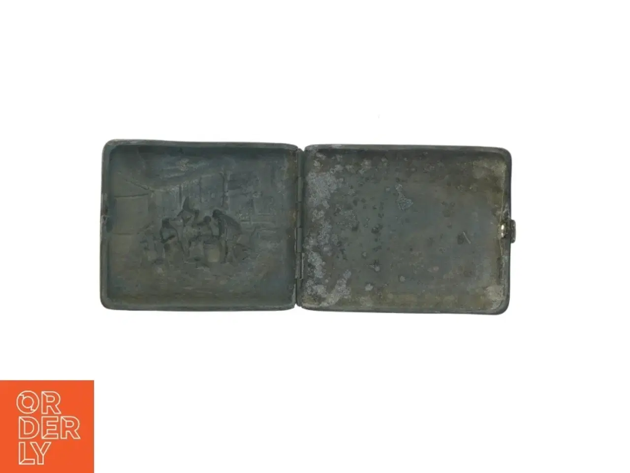 Billede 2 - Antik metal dåse med motiv (str. 10x8 cm)