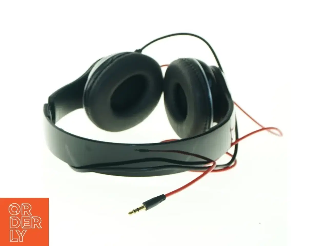 Billede 1 - Sorte hovedtelefoner med rødt kabel (str. 17 x 19 cm)