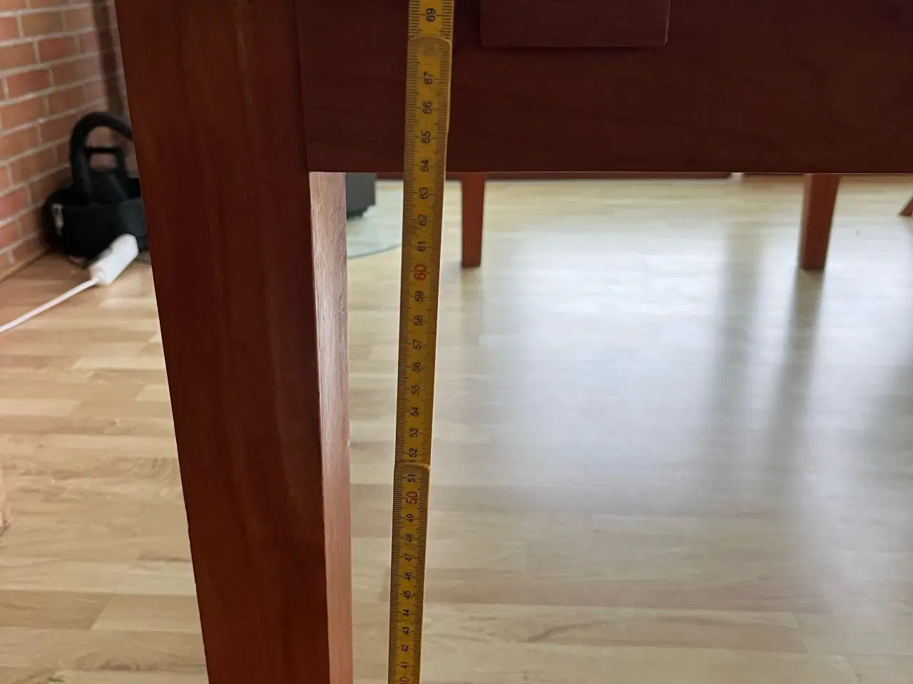 Billede 4 - Spisebord 