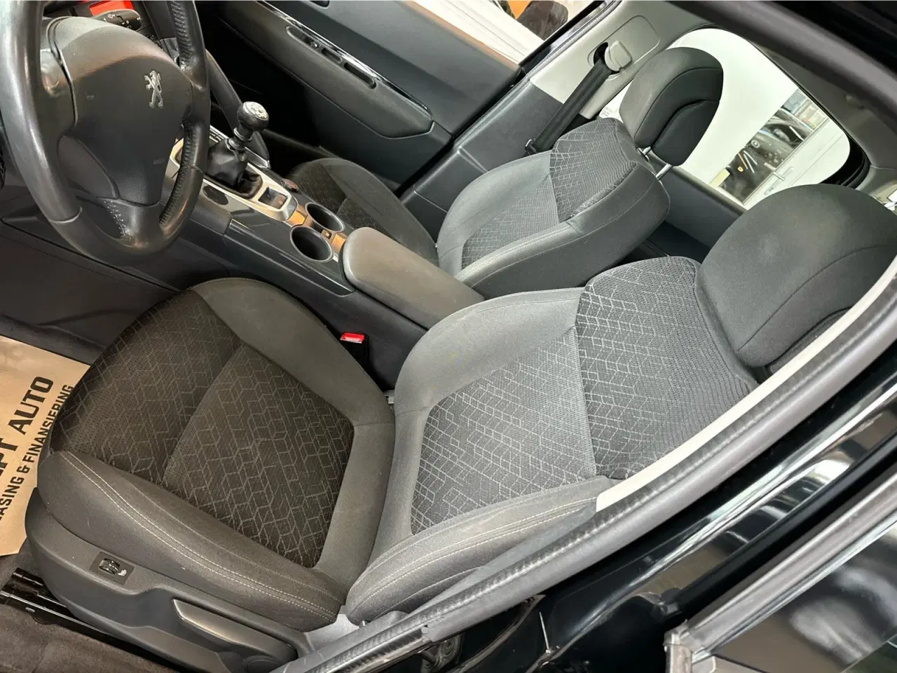 Billede 18 - Peugeot 3008 1,6 HDi 114 Premium