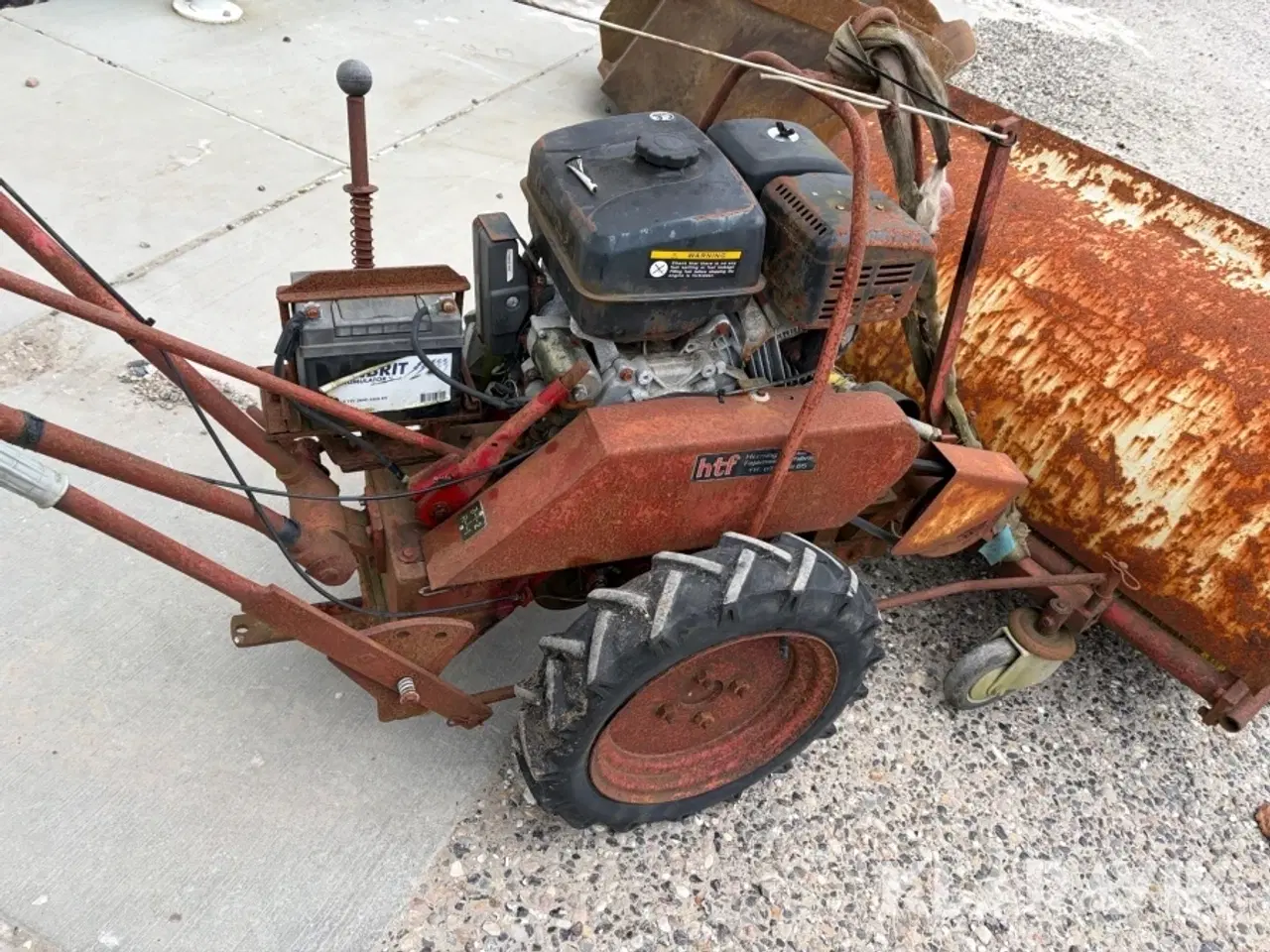 Billede 5 - Fejemaskine Htf