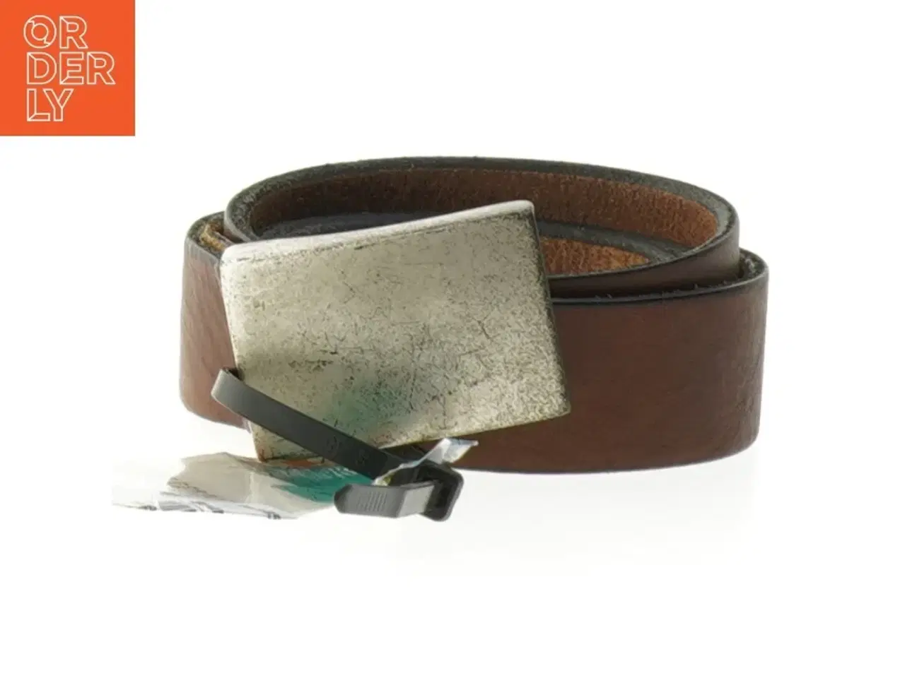 Billede 1 - Brun læderbælte med metalspænde (str. 104 cm)