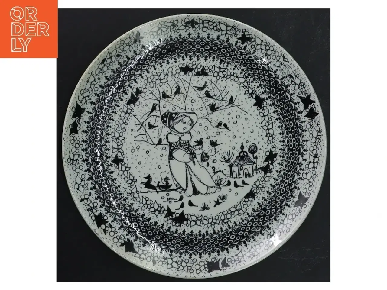 Billede 1 - Bjørn Wiinblad tallerken / platte  vintermotiv fra Nymolle (str. Ø 22 cm)