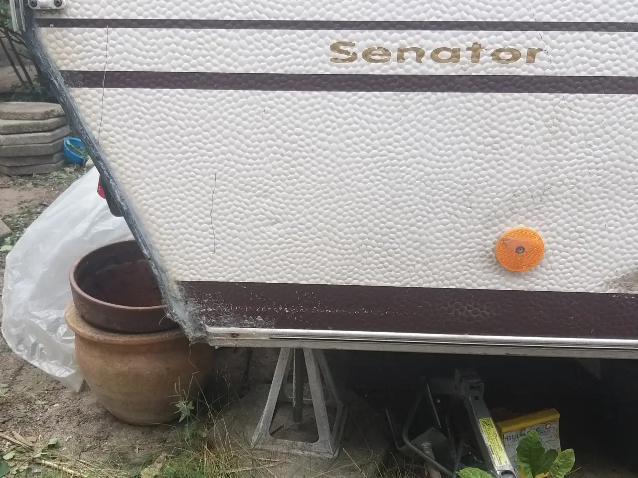 Billede 1 - Gammel godt brugt Campinvogn gives væk