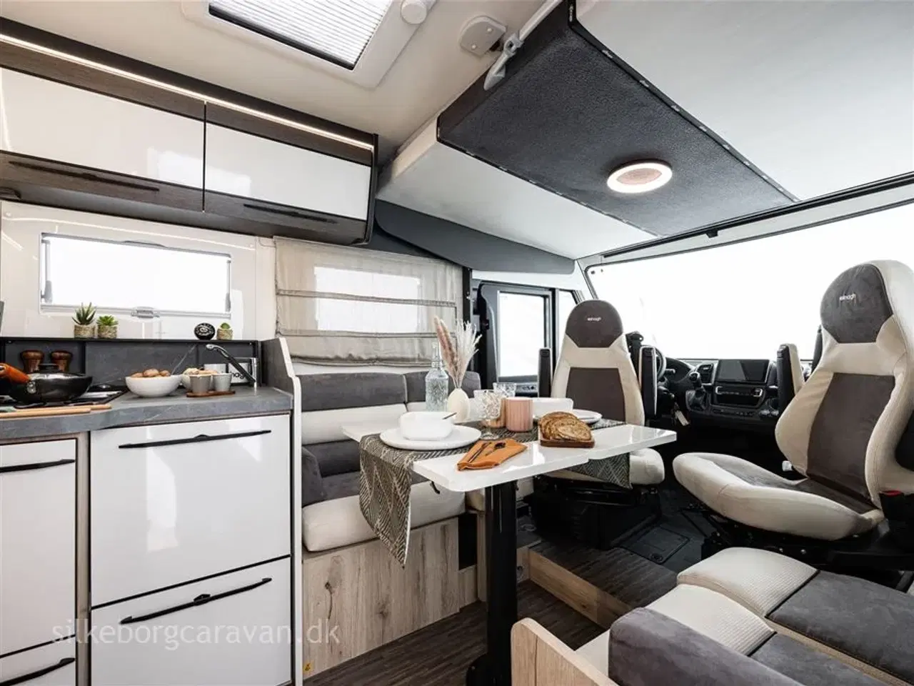 Billede 3 - 2026 - Elnagh Magnum 582