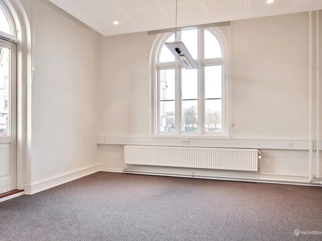 Billede 7 - Stort og præsentabelt kontorlejemål