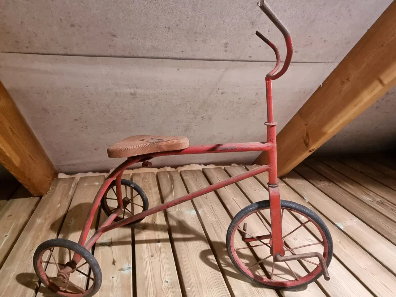 Billede 2 - Gammel trehjulet cykel