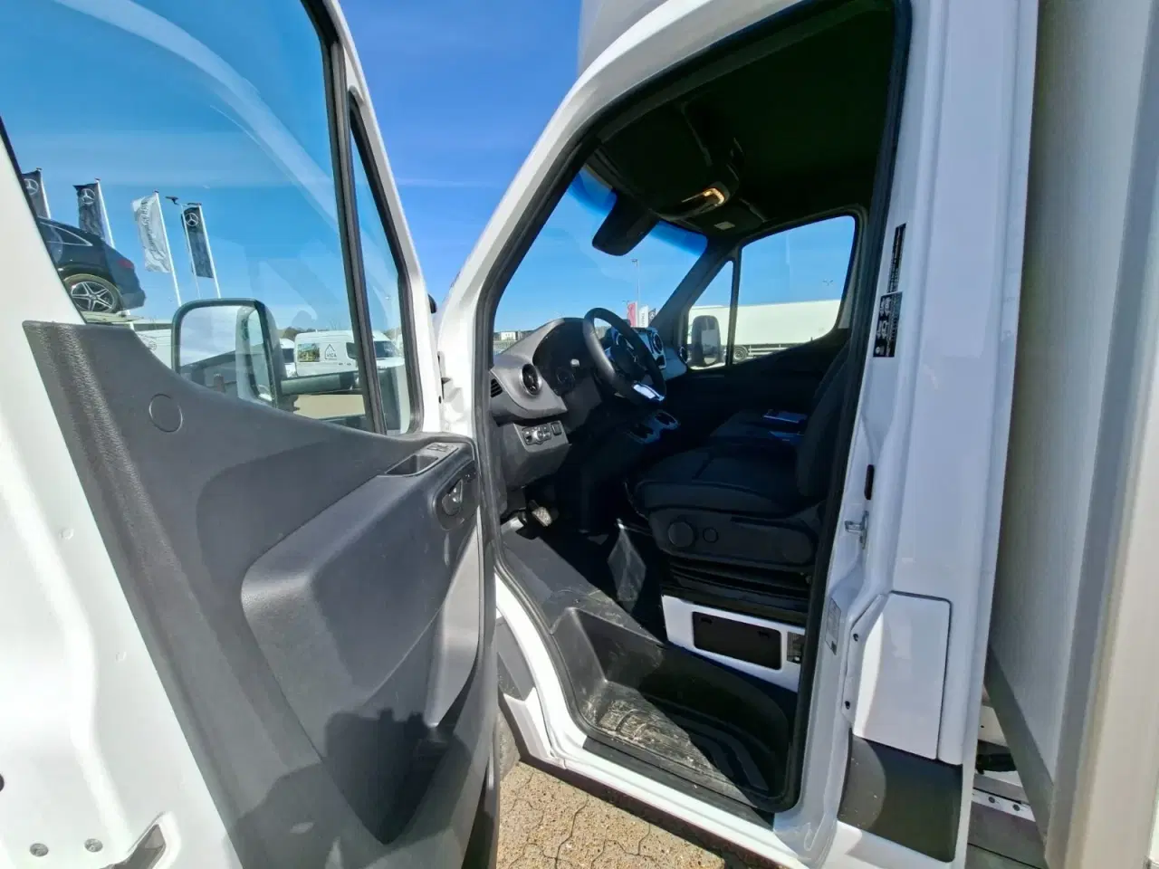 Billede 4 - Mercedes eSprinter 420 113 A3 Chassis PRO