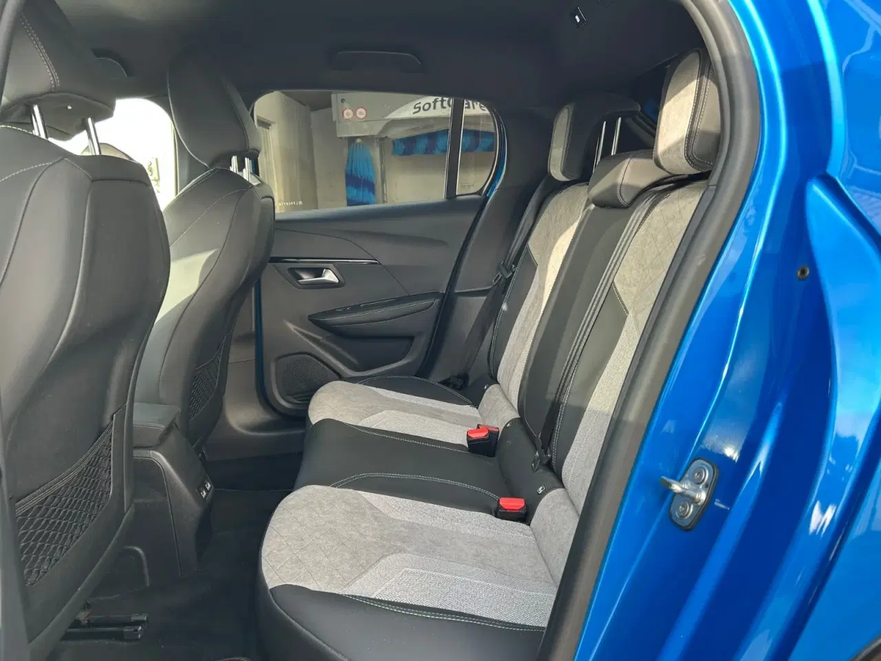 Billede 8 - Peugeot e-208 50 GT Pack