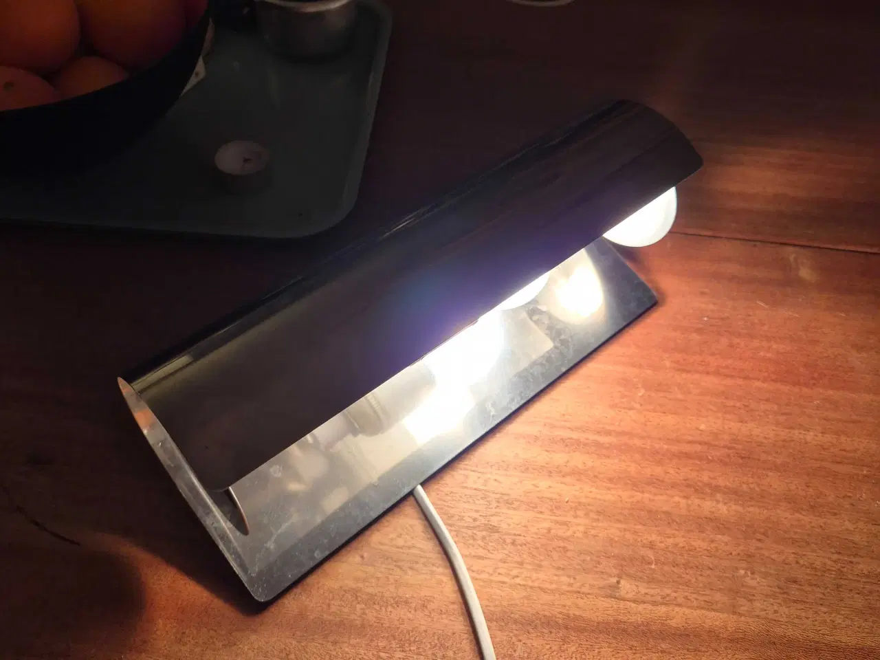 Billede 7 - Stålblanke galleri- eller sengelamper 