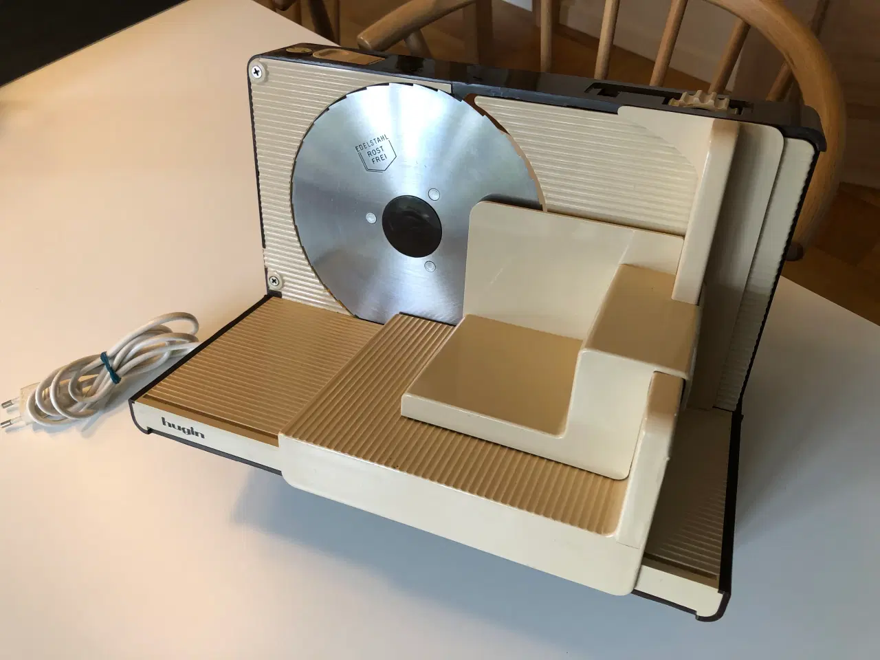 Billede 1 - Retro Hugin pålægsmaskine
