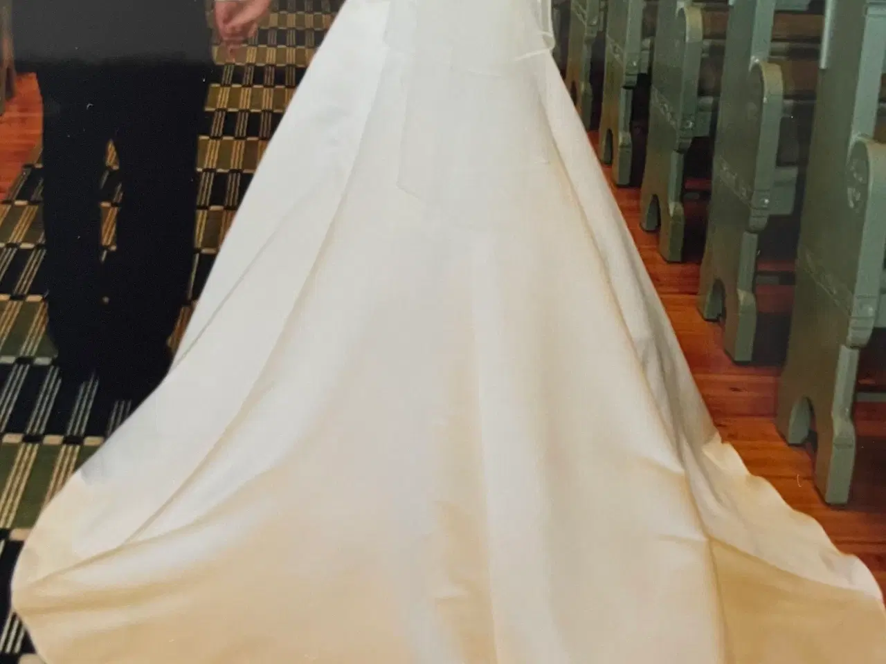Billede 7 - Smuk champagnefarvet/cremefarvet brudekjole&Bolero