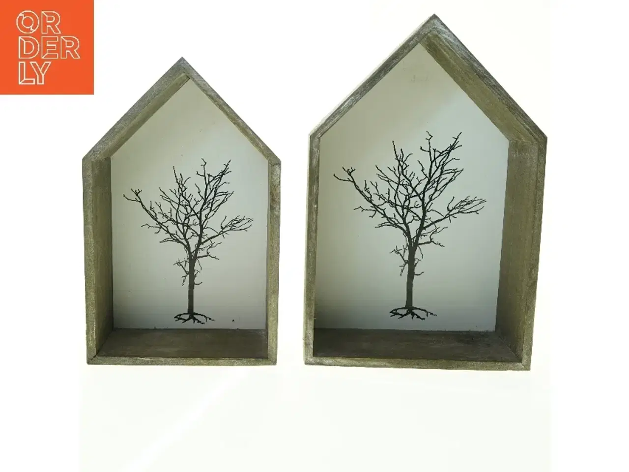 Billede 1 - Træ hus dekoration (str. H. 30-35 cm. b 19-23 cm)