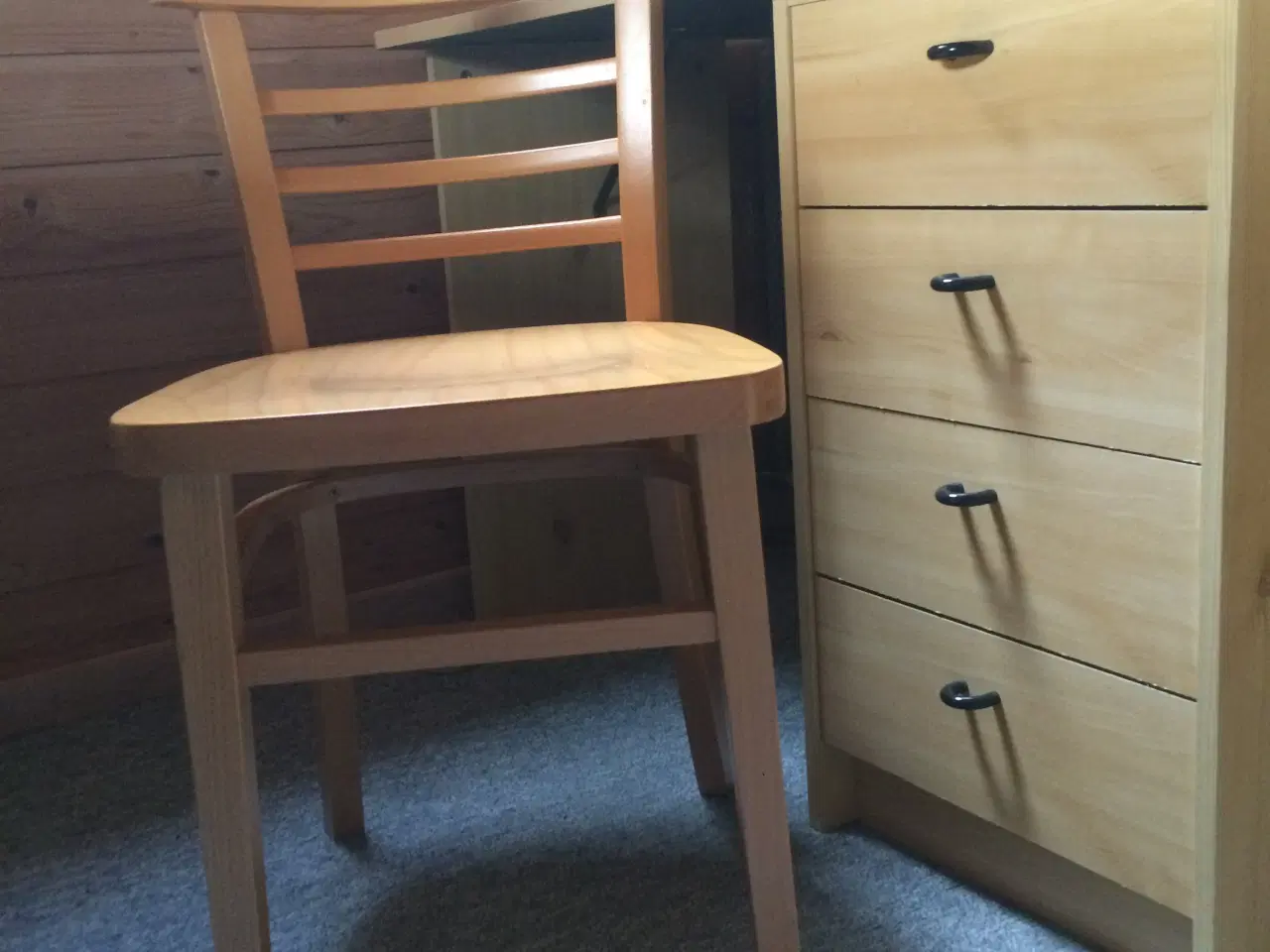 Billede 3 - Computer/skrivebord med stol