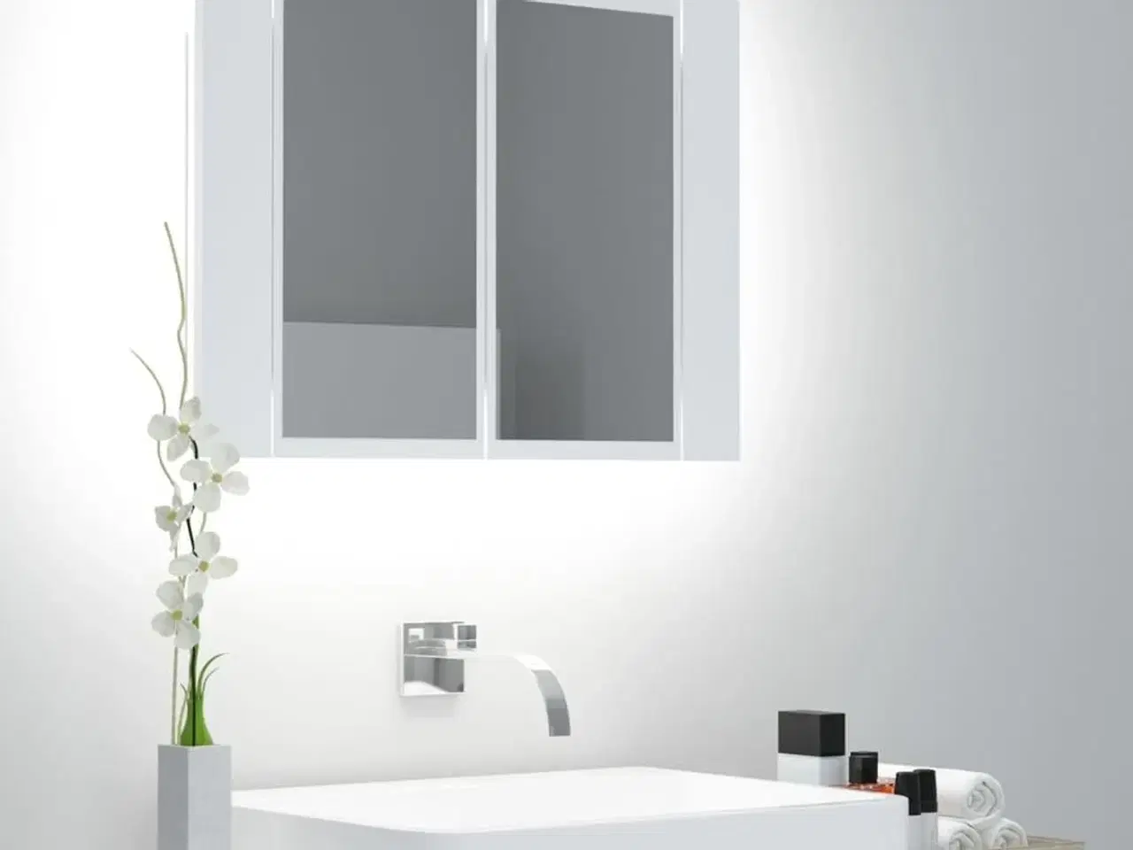 Billede 1 - Badeværelsesskab m. spejl og LED-lys 60x12x45 cm akryl hvid