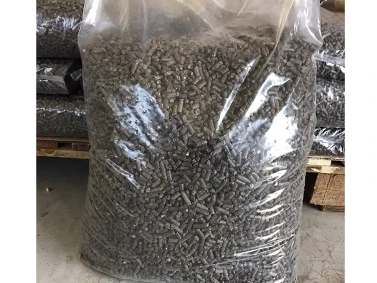 Billede 2 - solsikkeskalpellets hestestrøelse dyrestrøelse