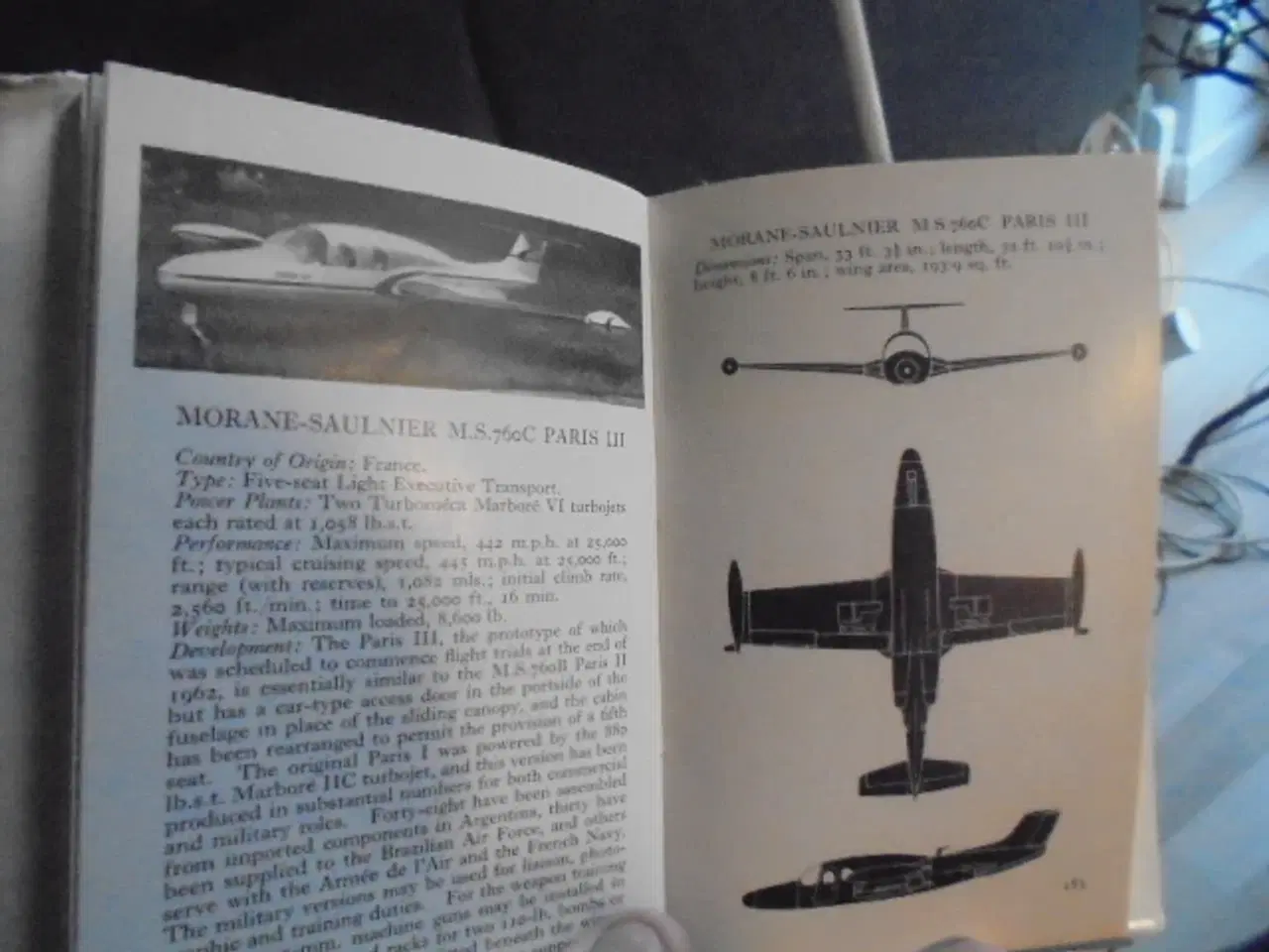 Billede 4 - 3 stk. af The Observer’s Book of Aircraft 