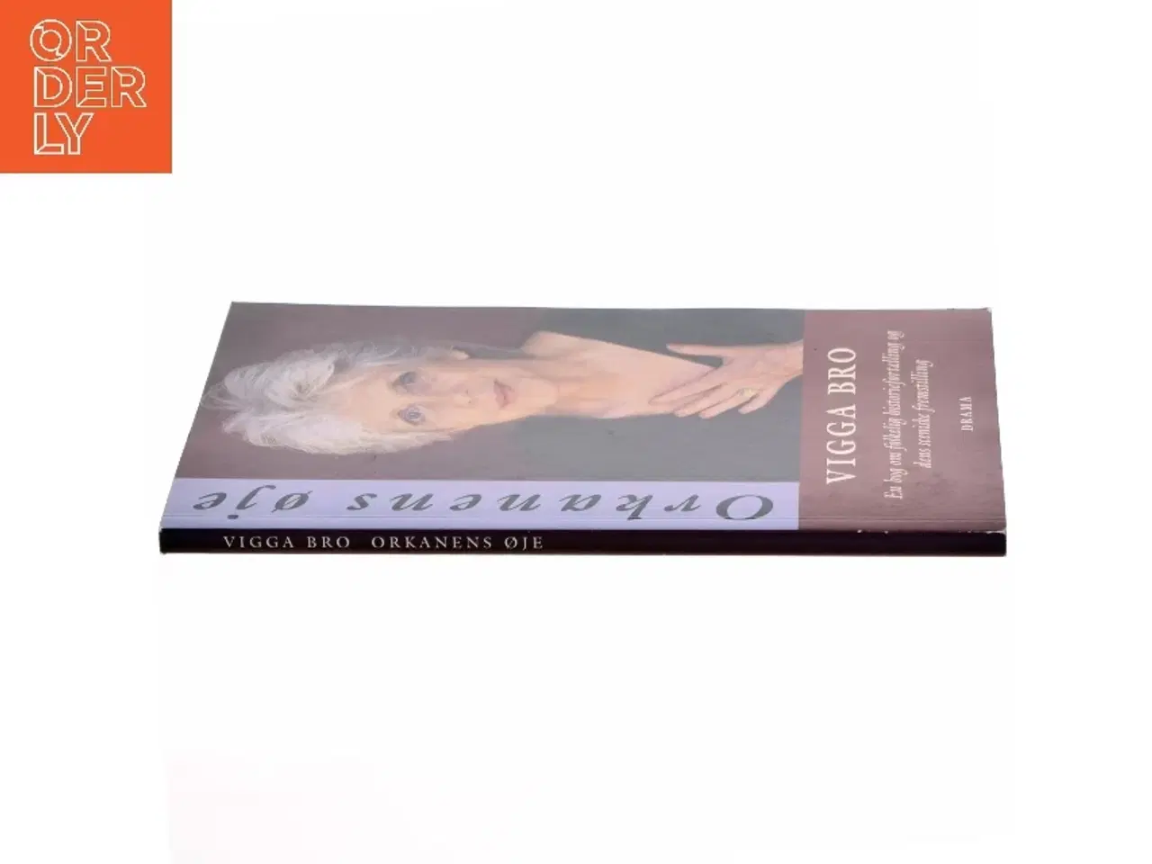 Billede 2 - Orkanens øje af Vigga Bro