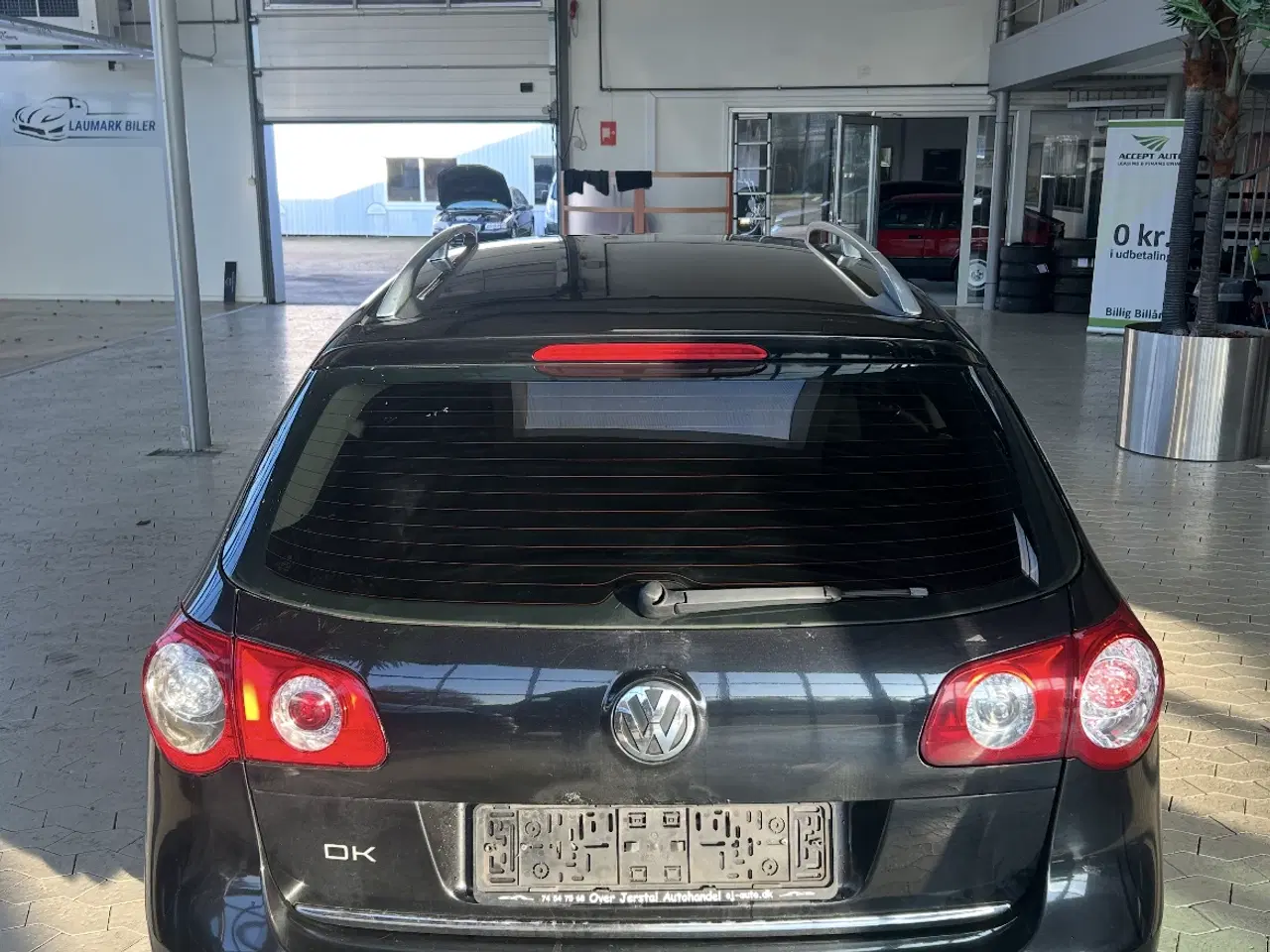 Billede 5 - Rummelig og nysynet