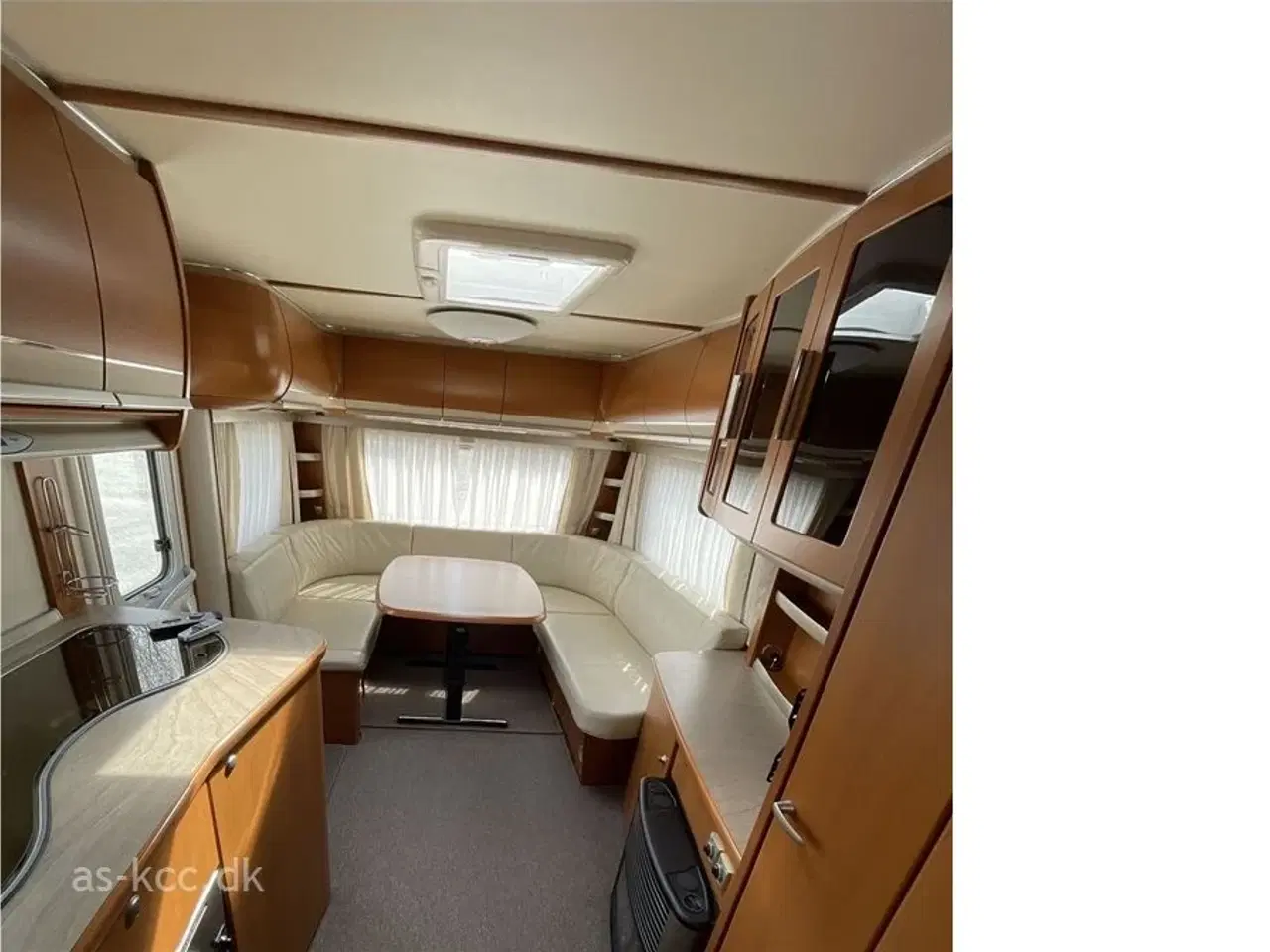 Billede 5 - 2010 - Fendt Diamant 650 TF Fendt Diamant 650 TF årg. 2010 4 sovepladser, 6 siddepladser, Mover, tæppe i vognen, Air Con, Fiamma posemarkise med 2 sider,