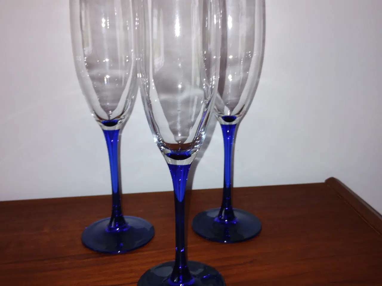 Billede 1 - Flotte Luminarc champagneglas