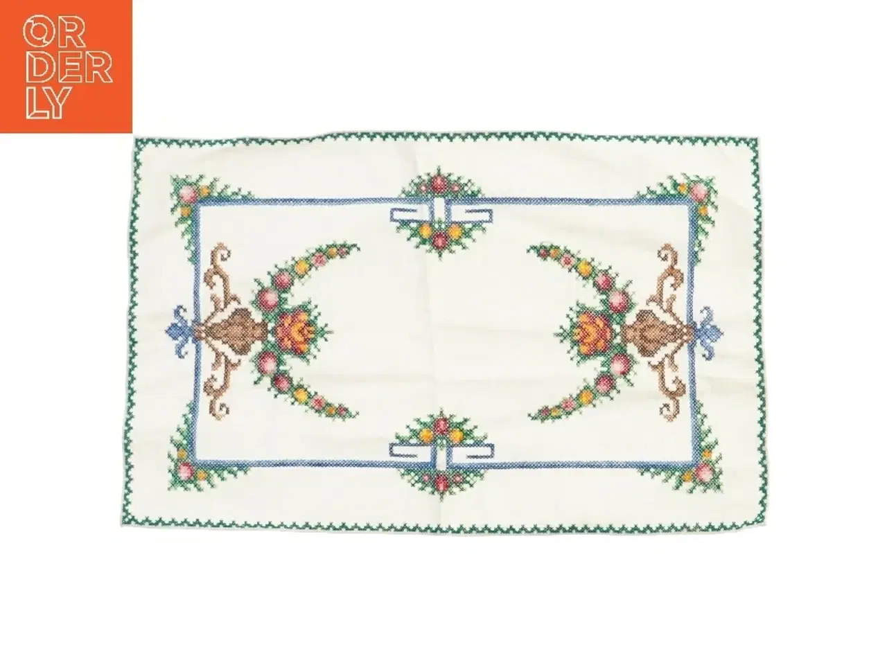 Billede 1 - Broderet dug (str. 42x27 cm)