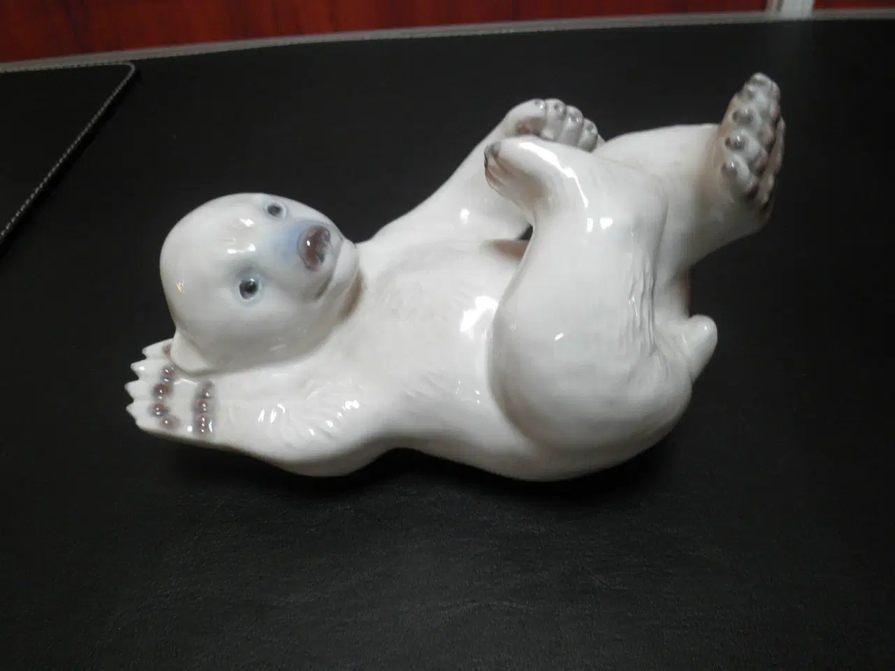 Billede 5 - Royal Copenhagen isbjørneunge nr. 536