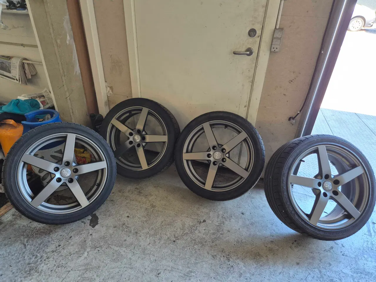 Billede 1 - Evo Alufælge 5x112 R18 ET 38 som ny