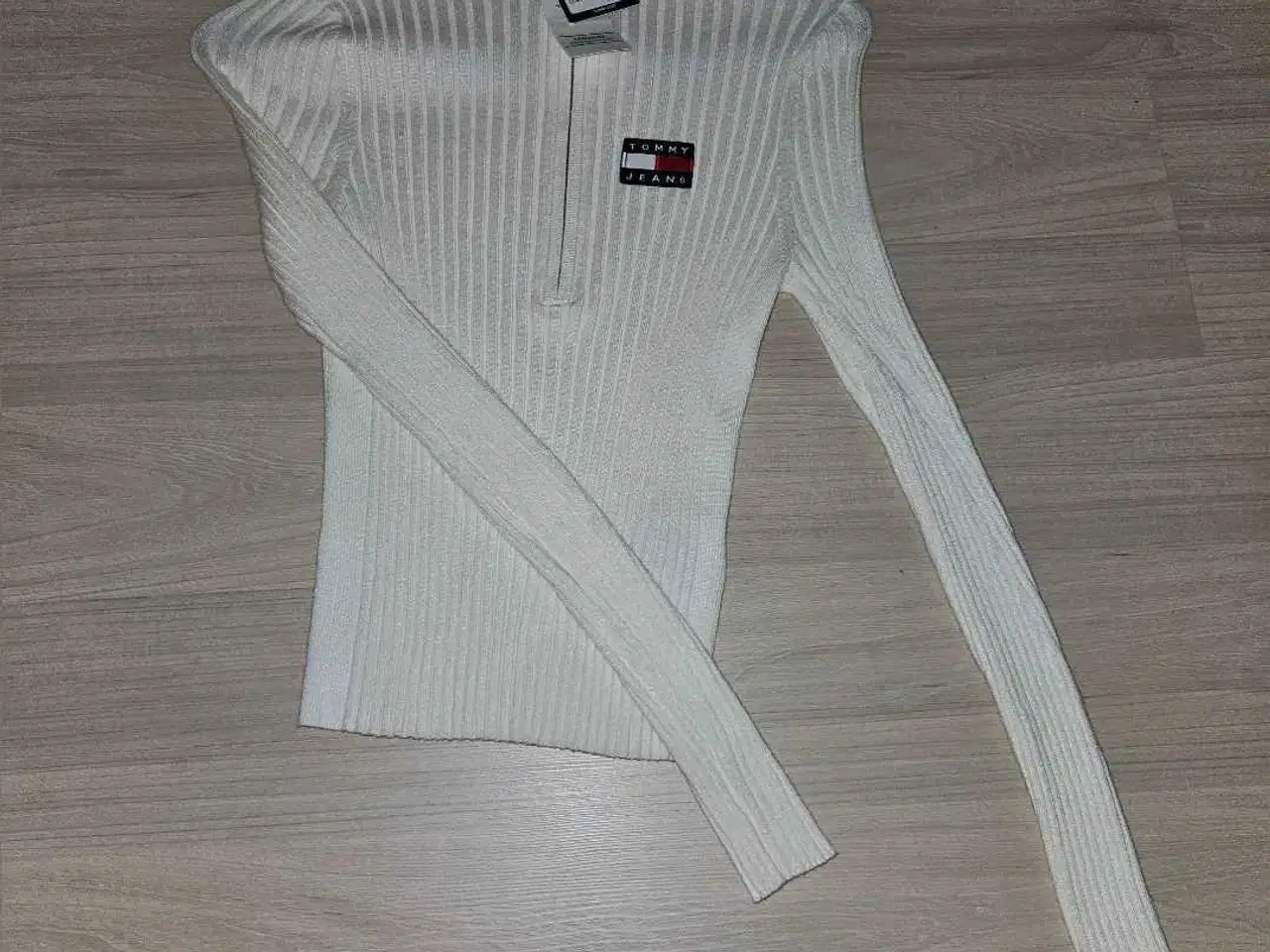 Billede 1 - Ny Tommy hilfiger trøje