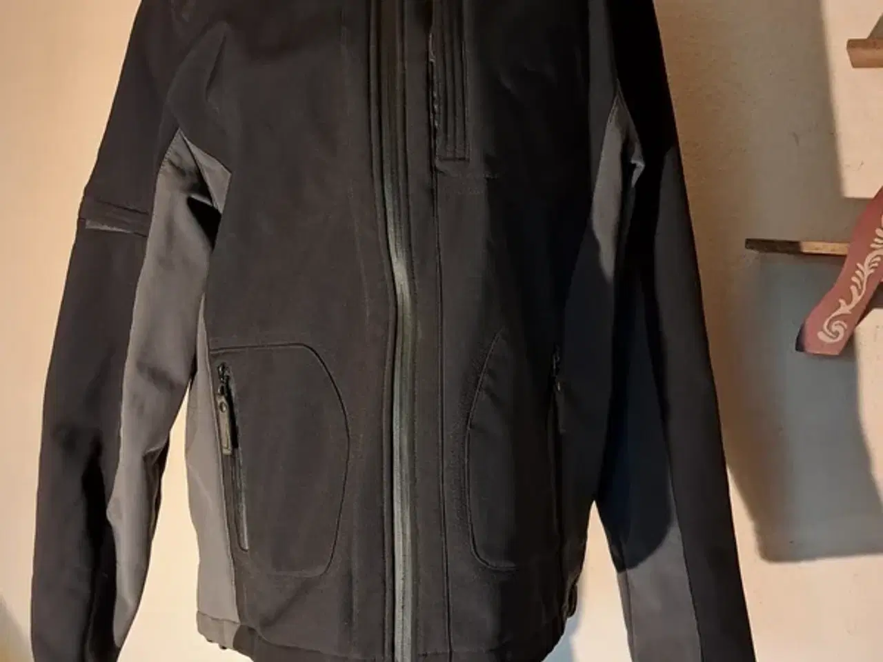 Billede 1 - Iceman str. M jakke