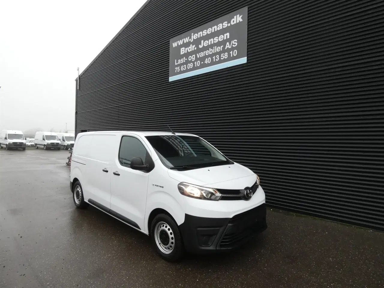 Billede 1 - Toyota Proace Electric Medium EL 1 Skydedør 136HK Van Aut.