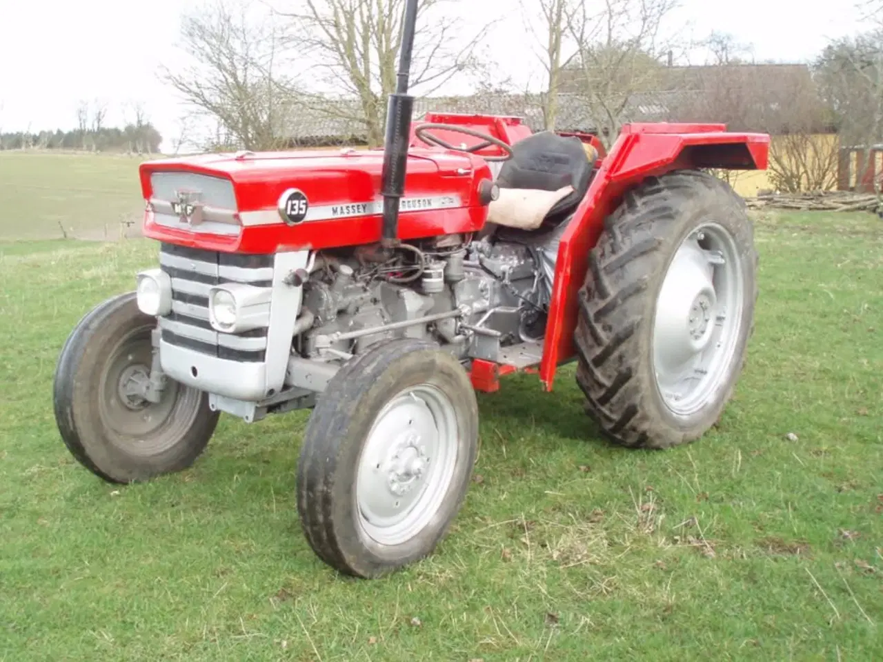 Billede 1 - Massey Ferguson 135, 3 cyl, diesel, årg 1976