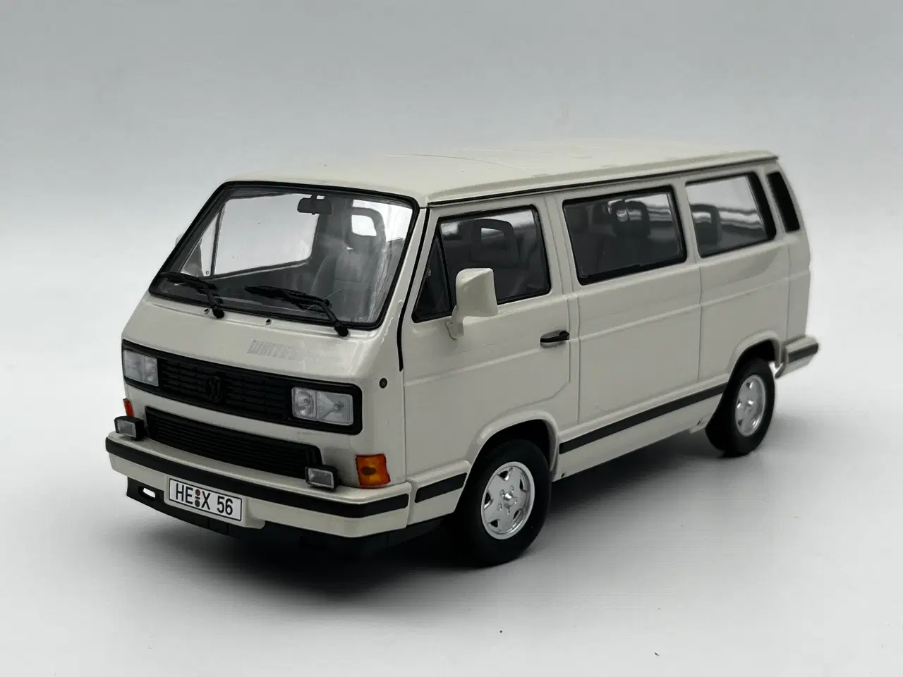 Billede 1 - 1990 VW T3 Whitestar / Multivan 1:18