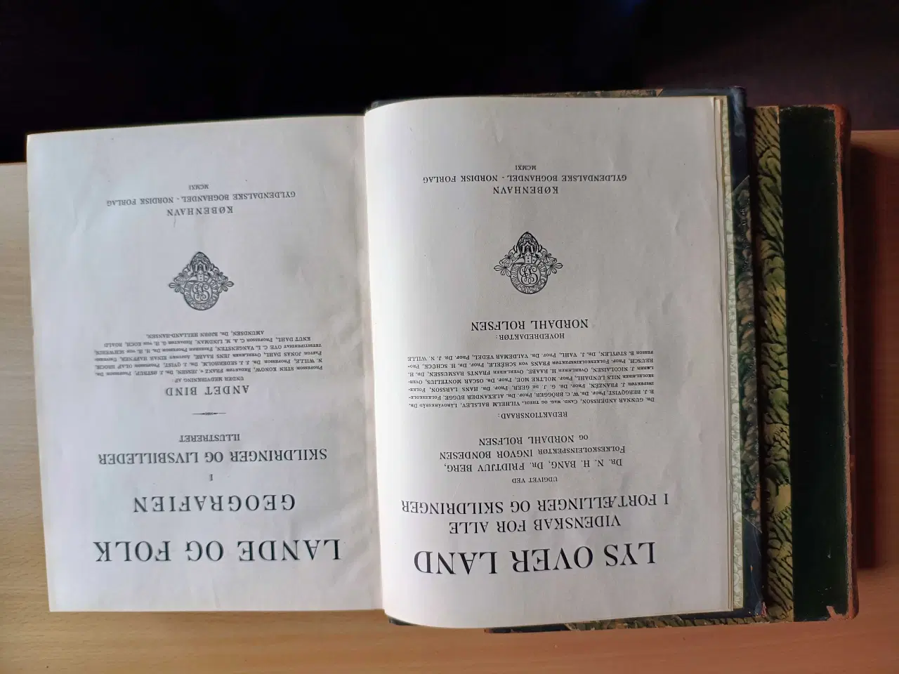 Billede 1 - Land og folk 