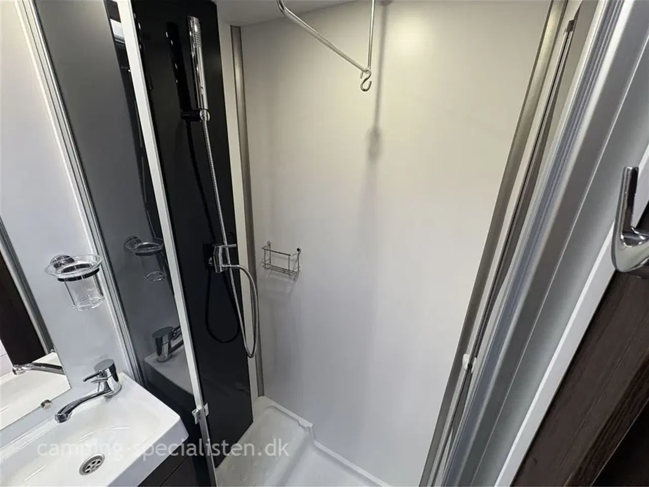 Billede 14 - 2022 - Benimar Tessoro 483 NK   Benimar Tessoro 483 NK model 2022 kan nu ses hos Camping-Specialisten.dk
