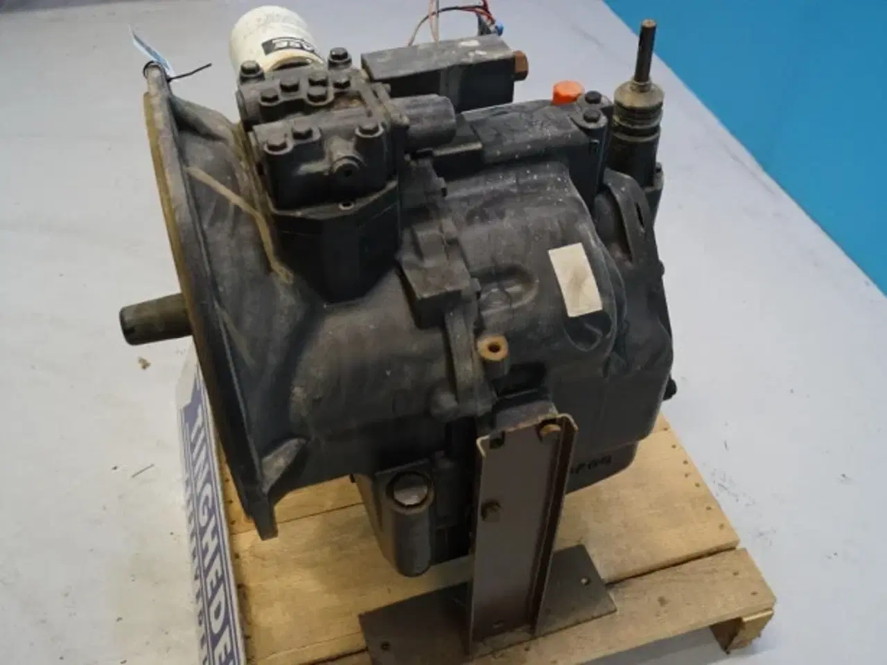 Billede 5 - CASE 580SLE 2WD Transmission 