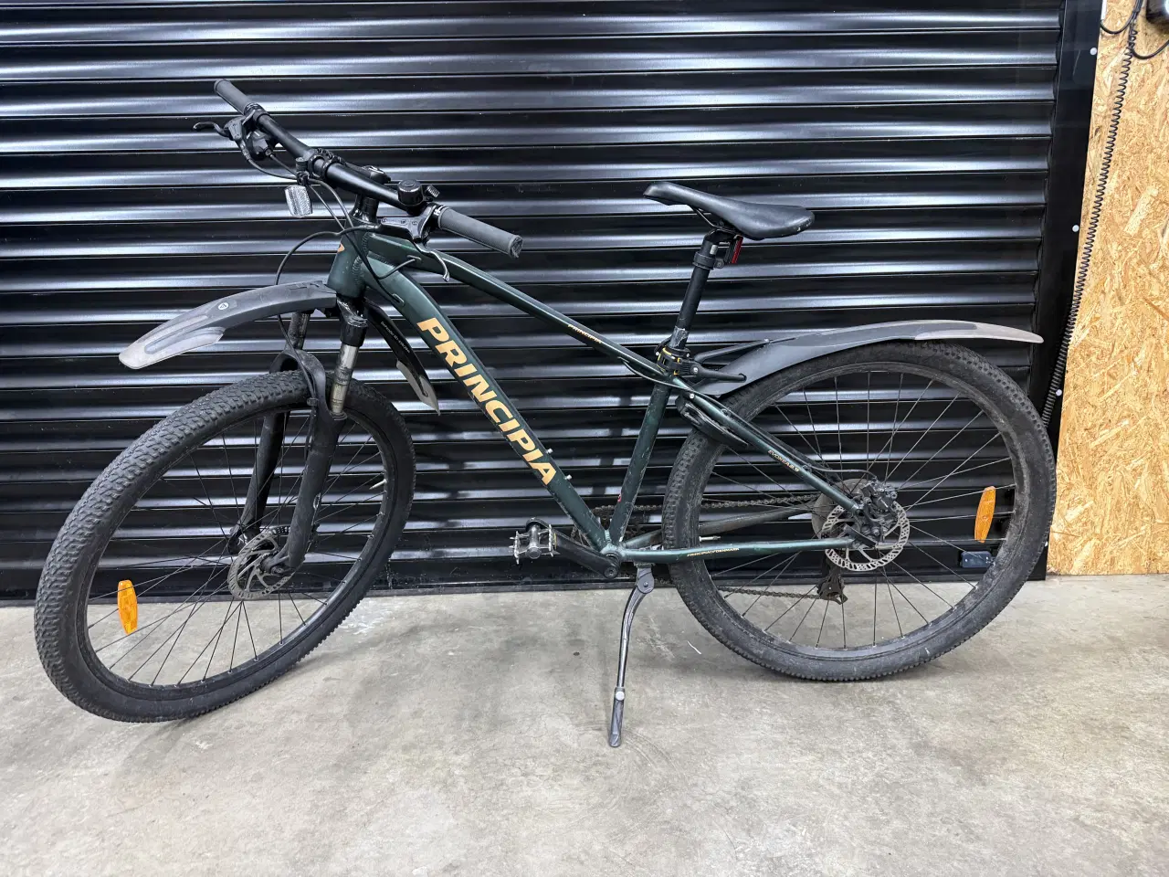 Billede 1 - PRINCIPIA MTB i mat grøn med gule detaljer