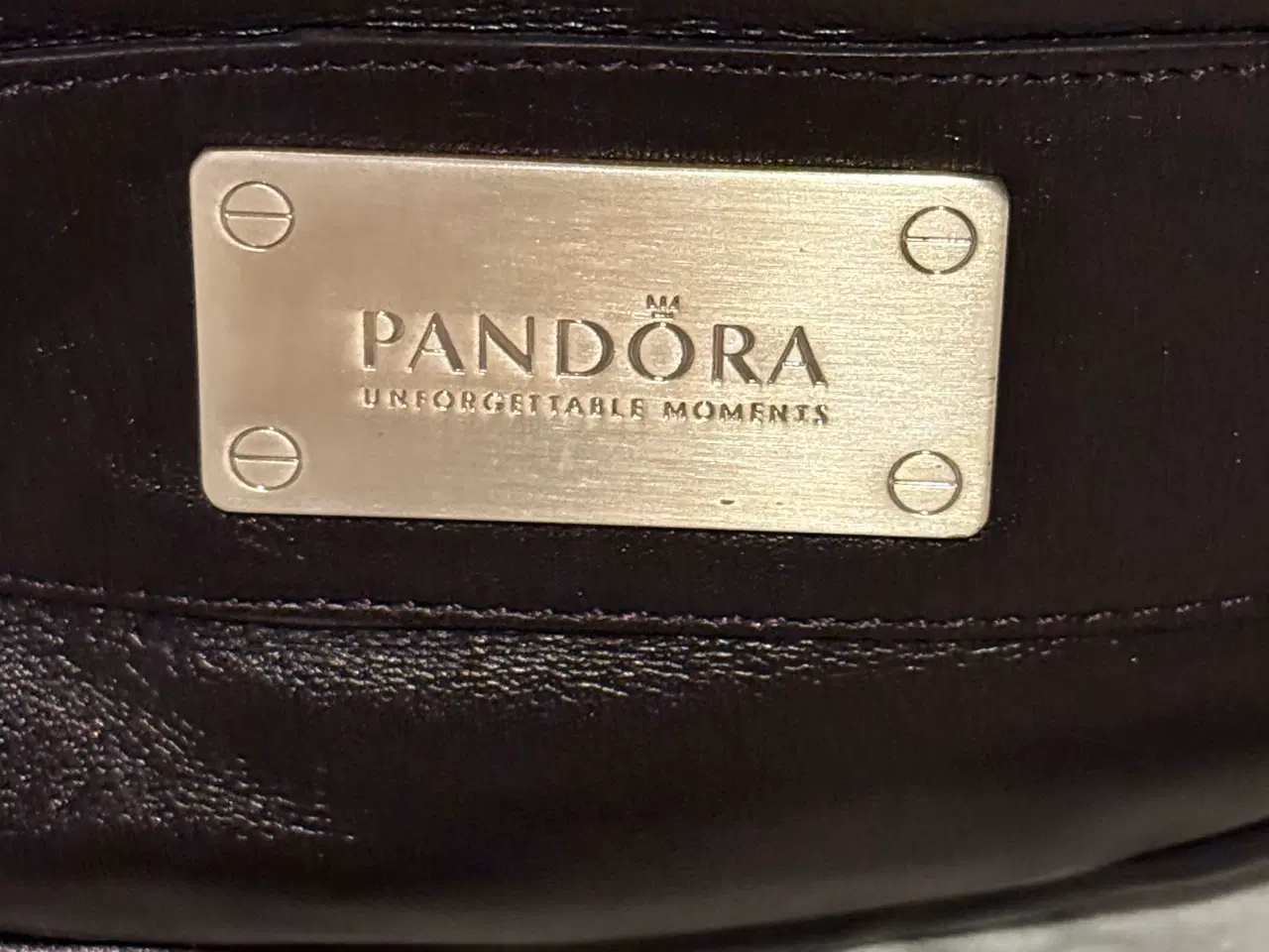 Billede 3 - Pandora kosmetikpung m. to spejle og stofpose