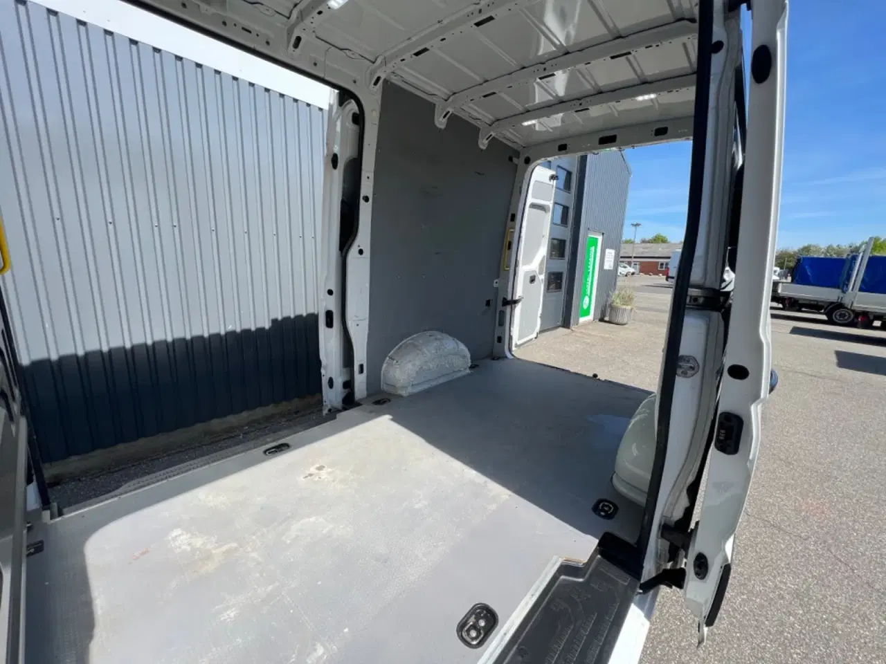 Billede 11 - VW Crafter 35 2,0 TDi 177 Kassevogn L3H2 aut.