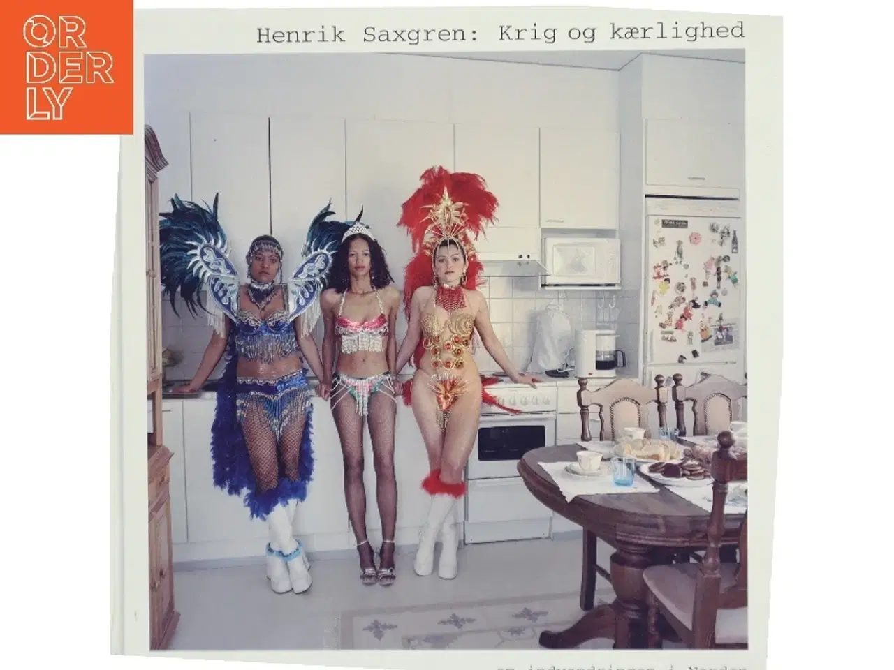 Billede 1 - Krig og kærlighed af Henrik Saxgren (Bog)