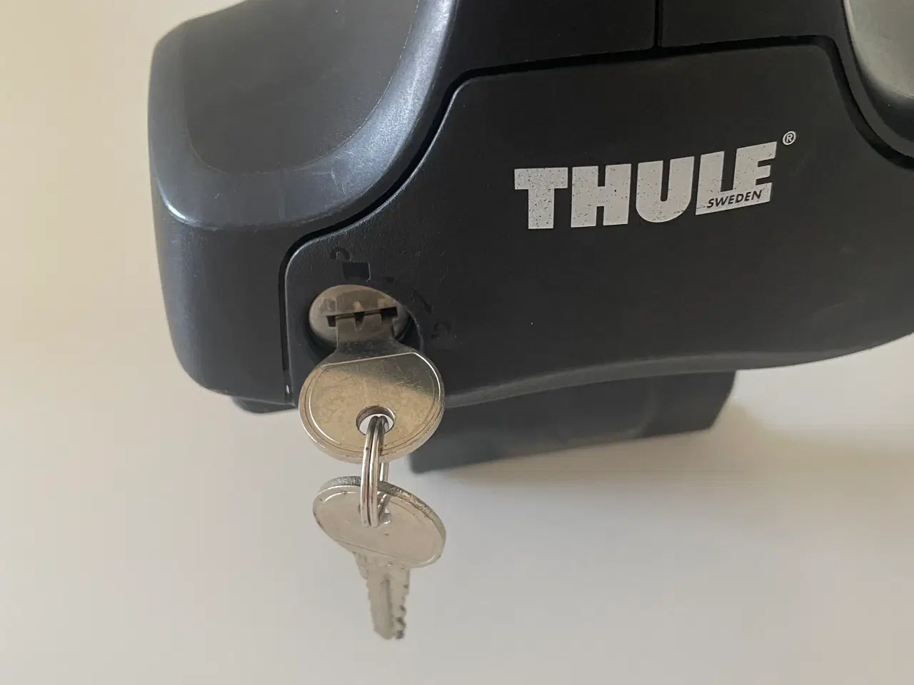 Billede 2 - Thule tagbøjler med lås, Up, Citigo, Mii 