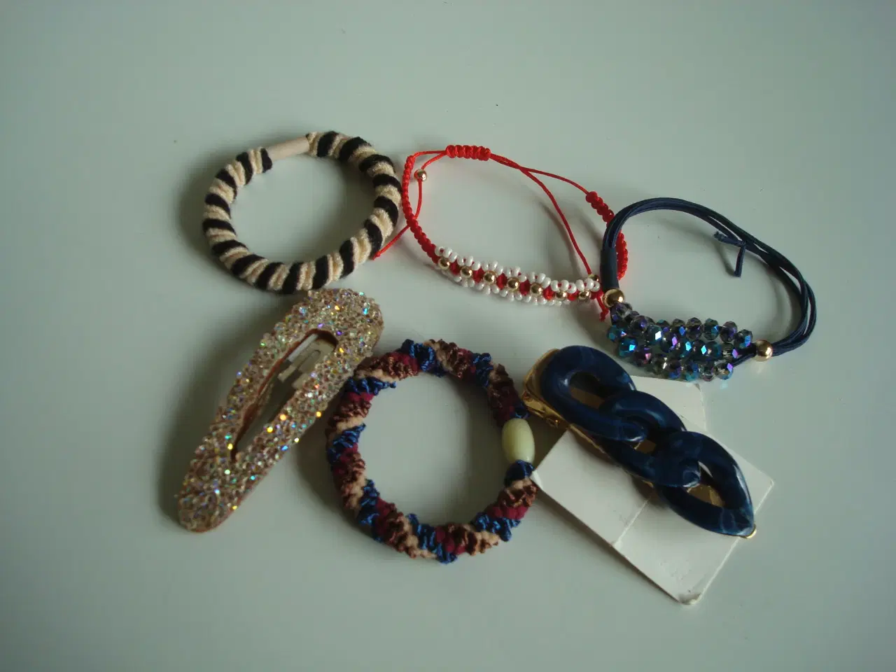 Billede 1 - NYT Forskellige hårbånd, hårclips og armbånd