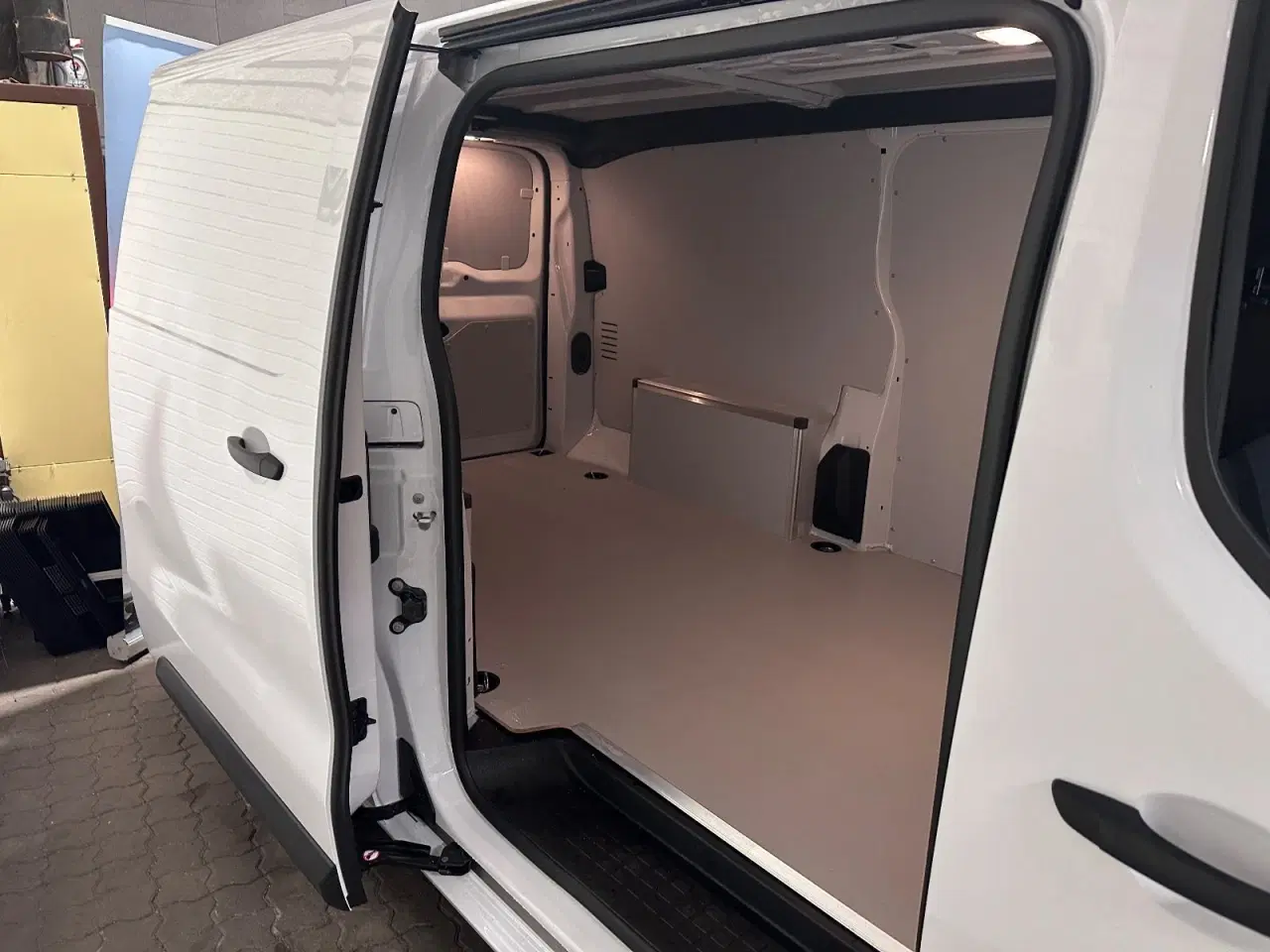 Billede 5 - Citroën ë-Jumpy 75 L3 BaseLine