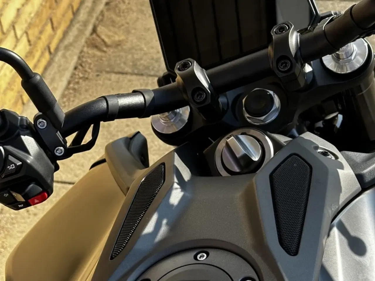 Billede 13 - Yamaha MT-09 Y-AMT
