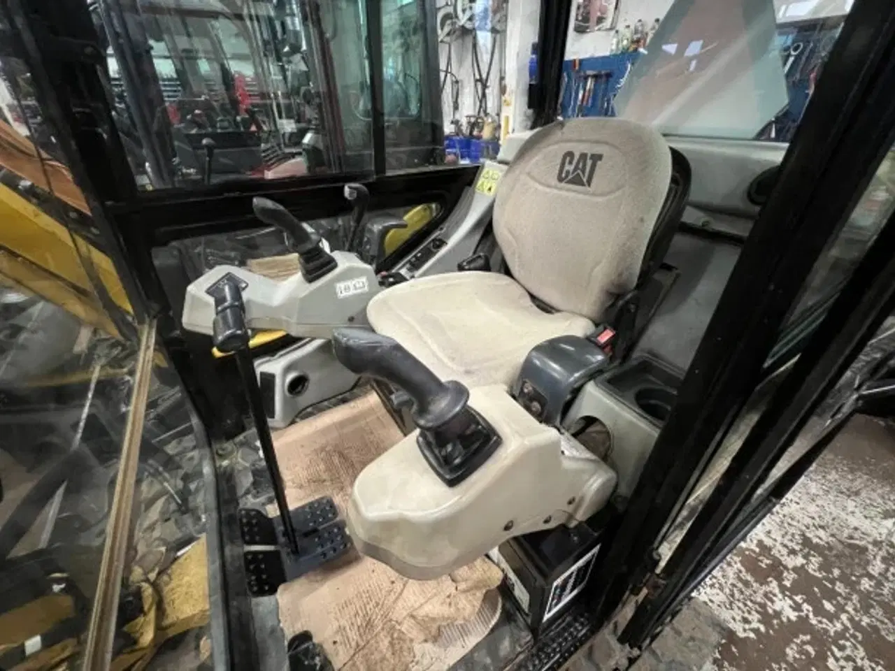 Billede 3 - CAT 301.8 C minigraver / 3 Skovle 