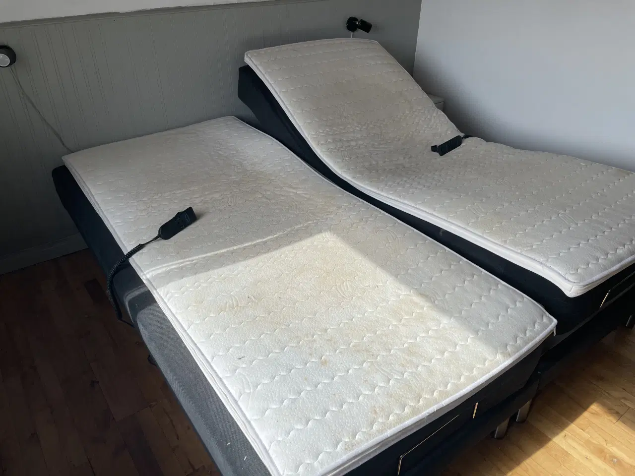 Billede 1 - Senge i fin stand 