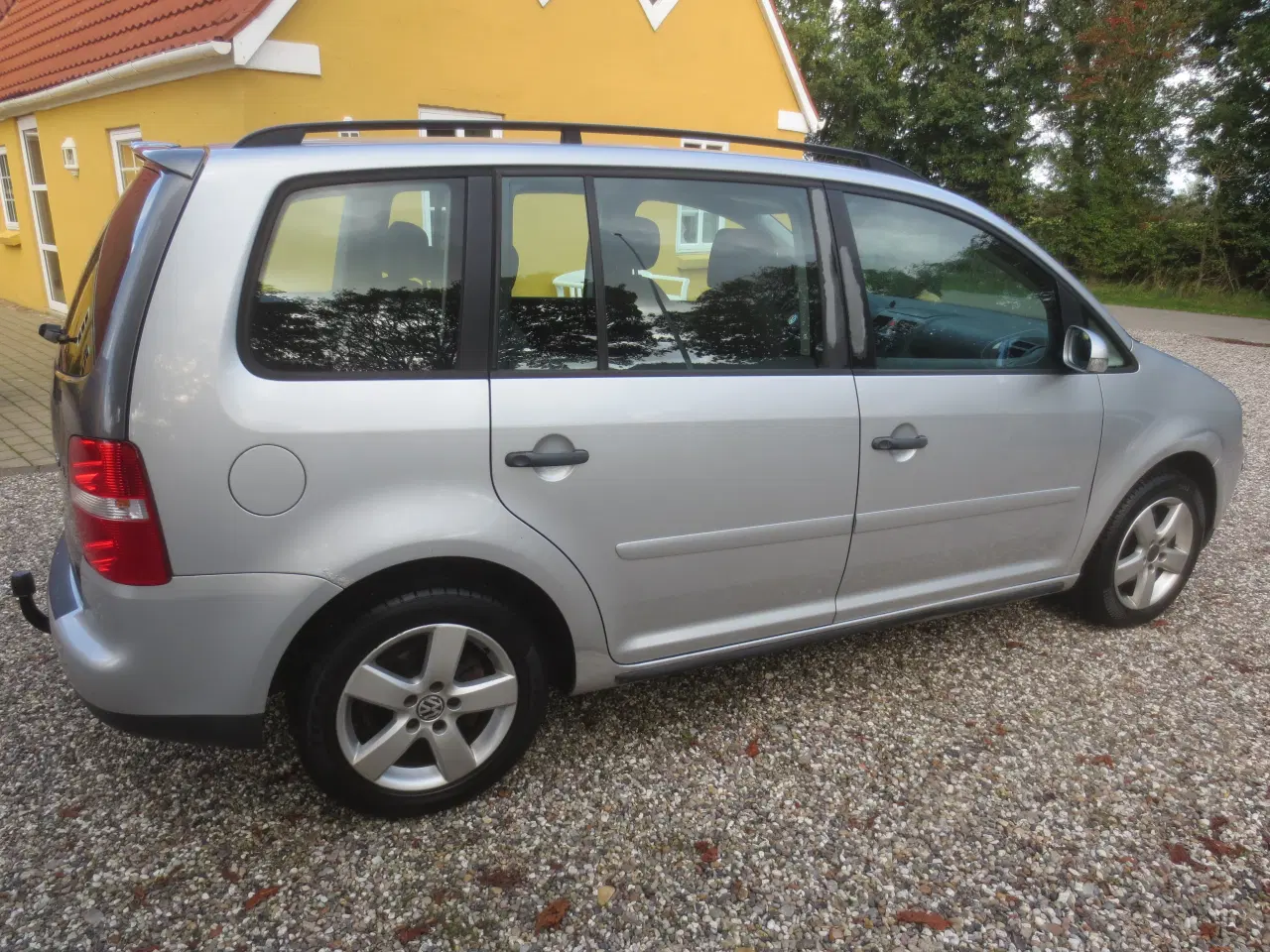 Billede 6 - VW Touran 1.6 i 7 Pers Synet 2025. 
