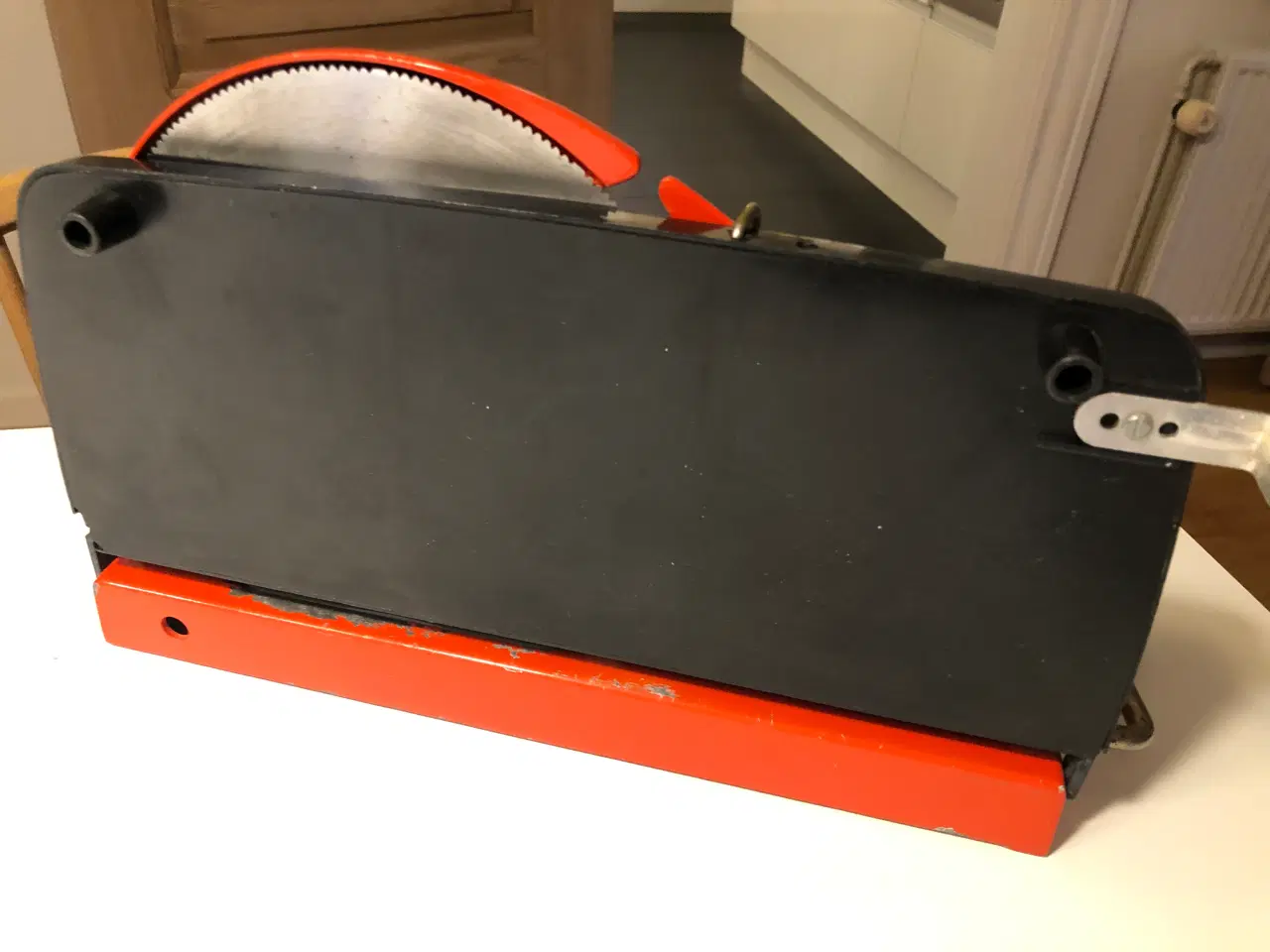 Billede 7 - EVA Brødskærer i rød med sort side