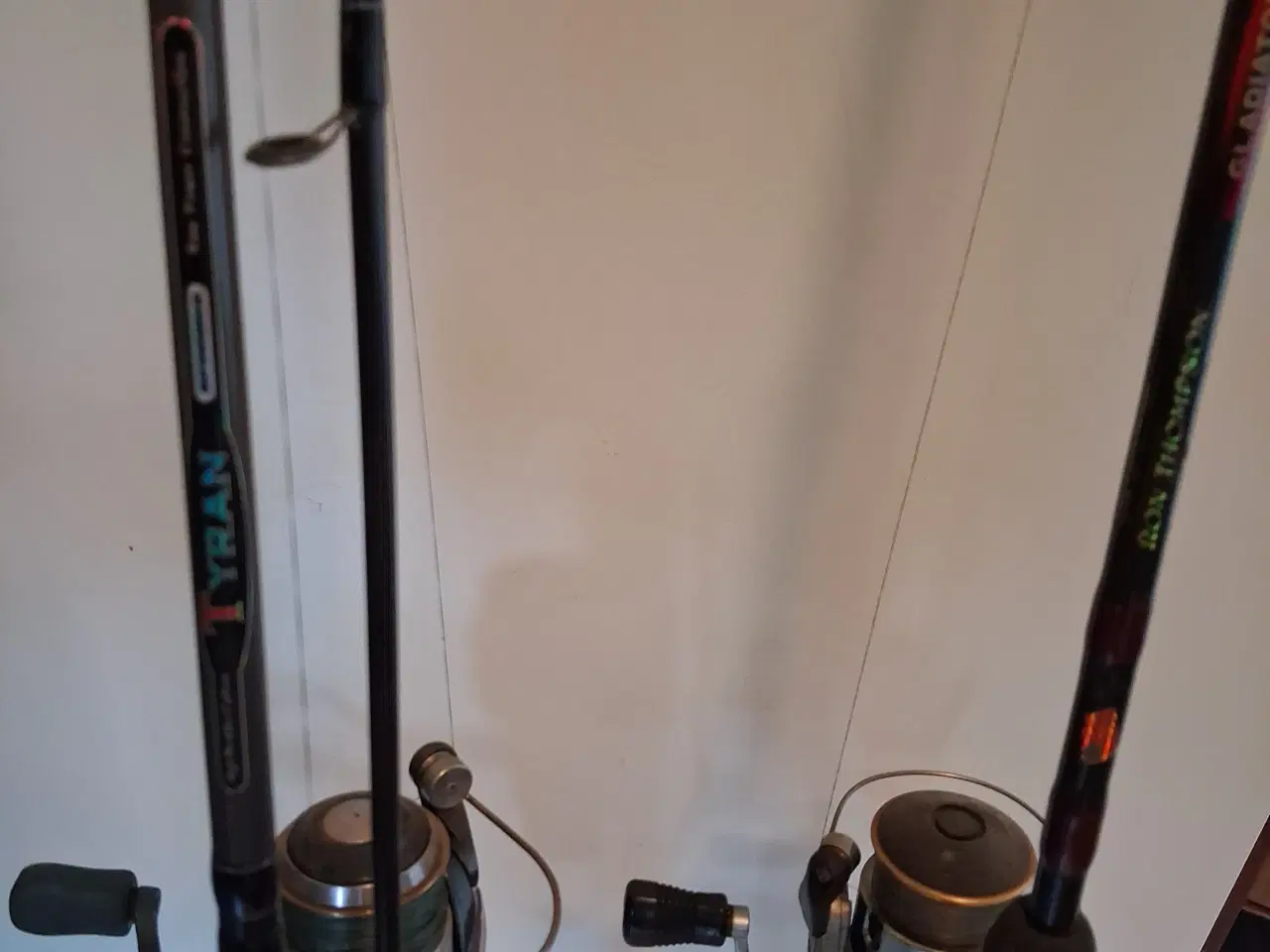 Billede 2 - Fiskestænger med hjul 