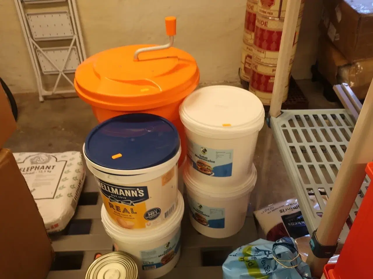 Billede 8 - Diverse madvarer samt poser til take-away